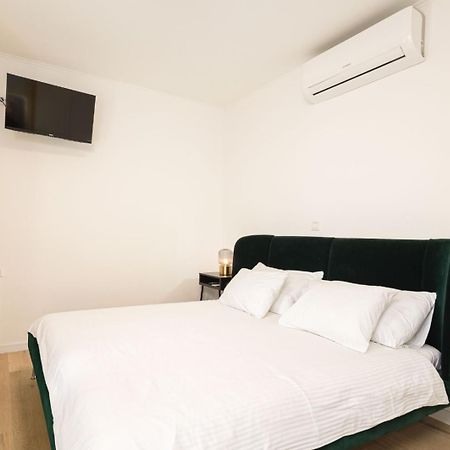 Apartments & Rooms Buble โตรกีร์ ภายนอก รูปภาพ